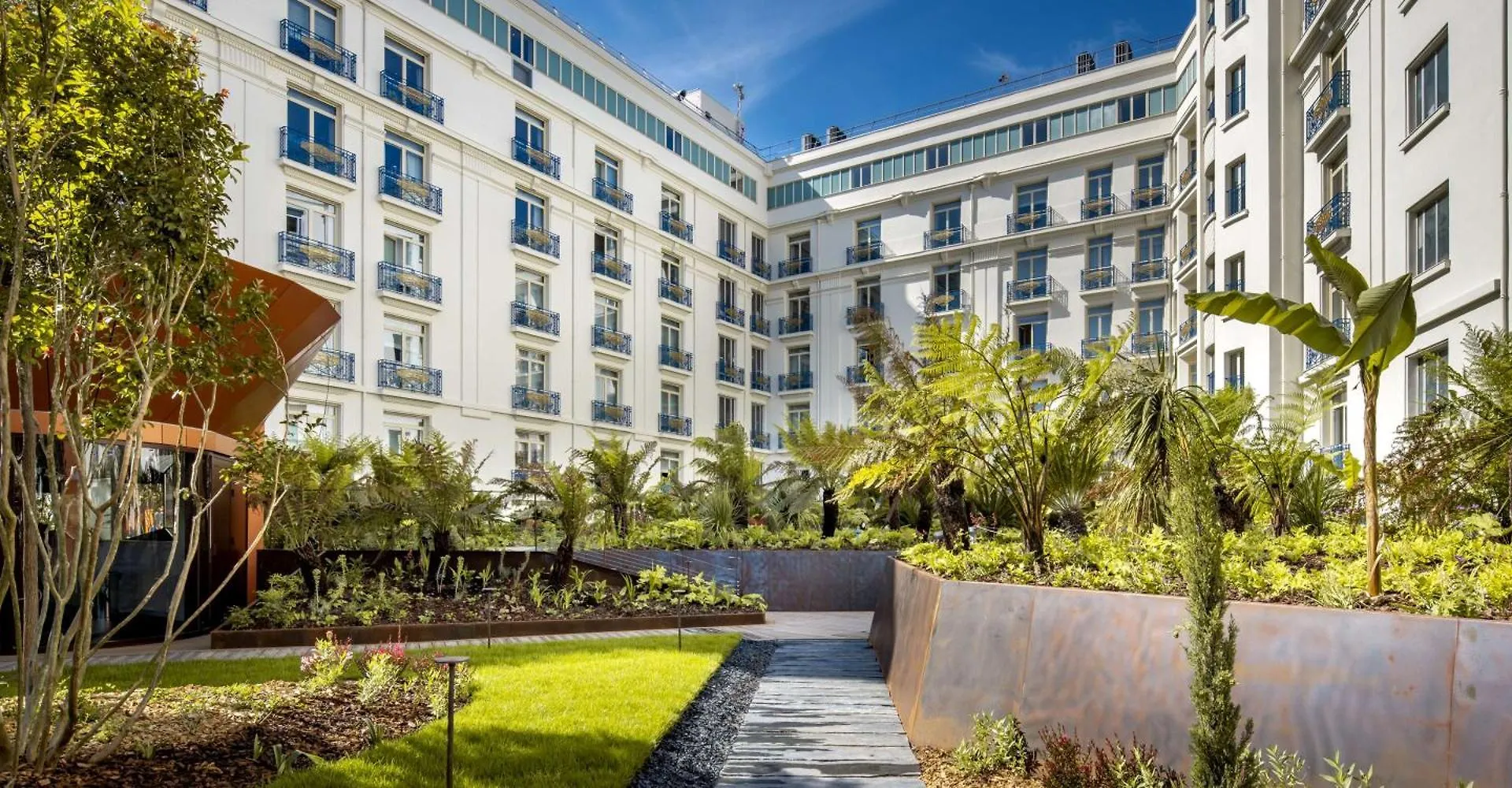 Hotel Martinez, In The Unbound Collection By Hyatt Cannes 5*,  France